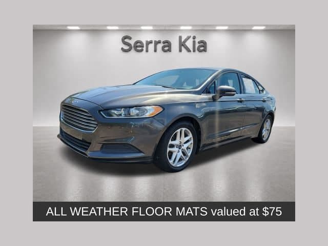 2016 Ford Fusion SE — photo 1 of 24