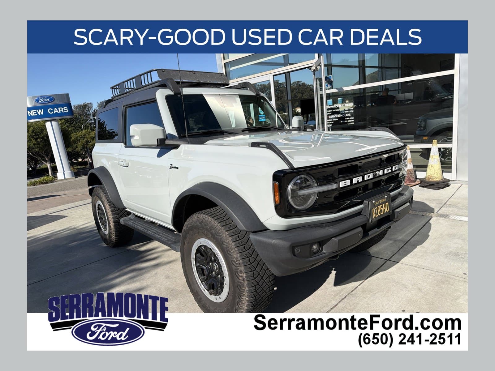 2023 Ford Bronco Outer Banks — photo 1 of 17