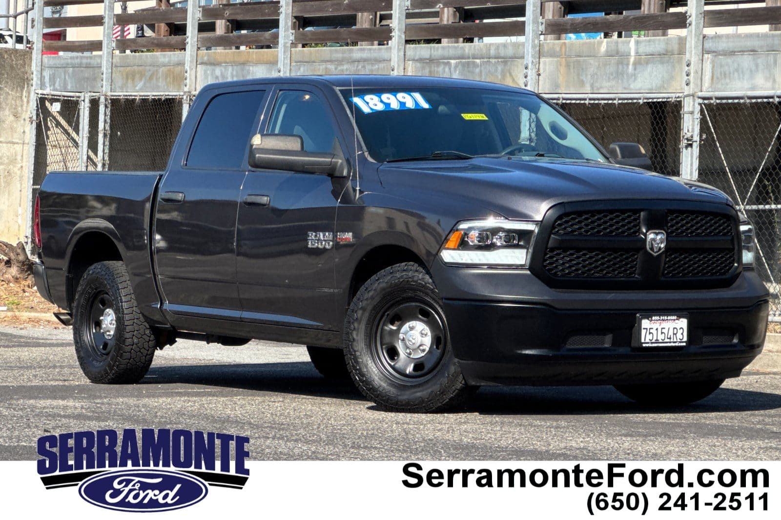 2017 RAM 1500 Tradesman — photo 1 of 36