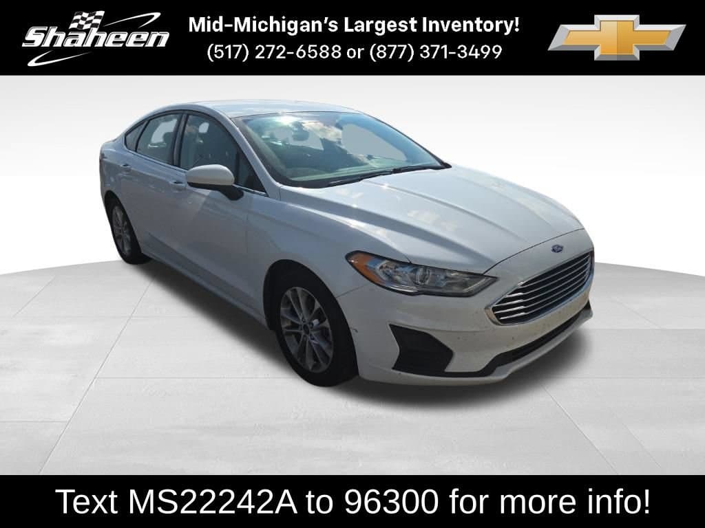 2020 Ford Fusion SE — photo 1 of 16