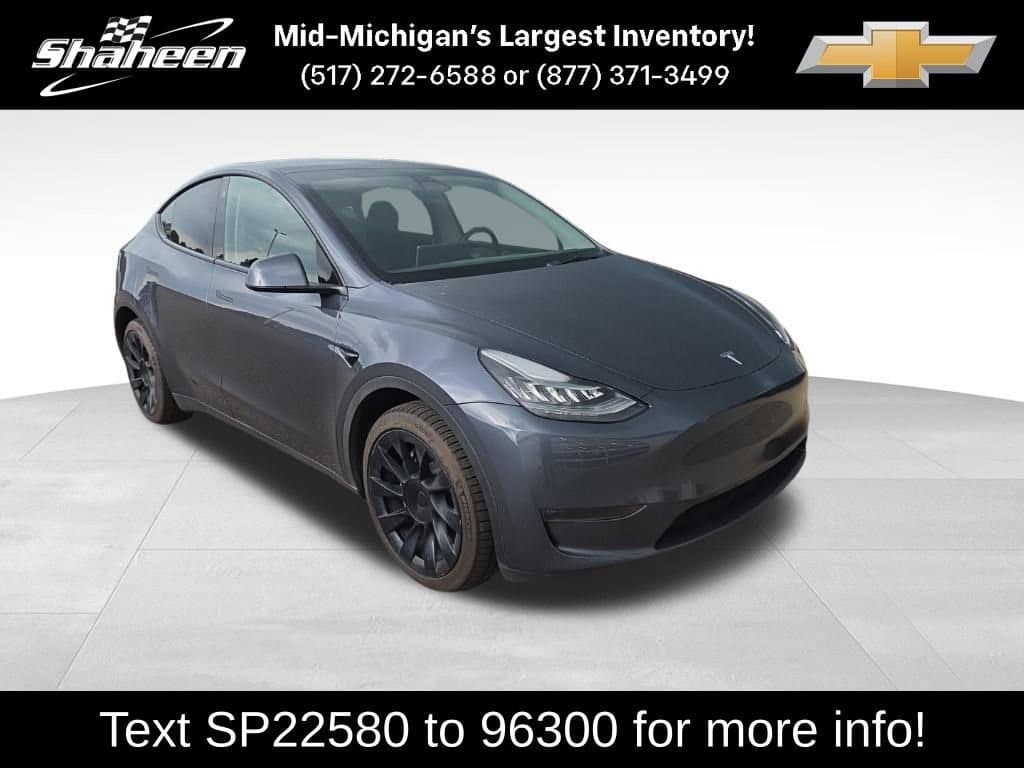 2023 Tesla Model Y Long Range — photo 1 of 13