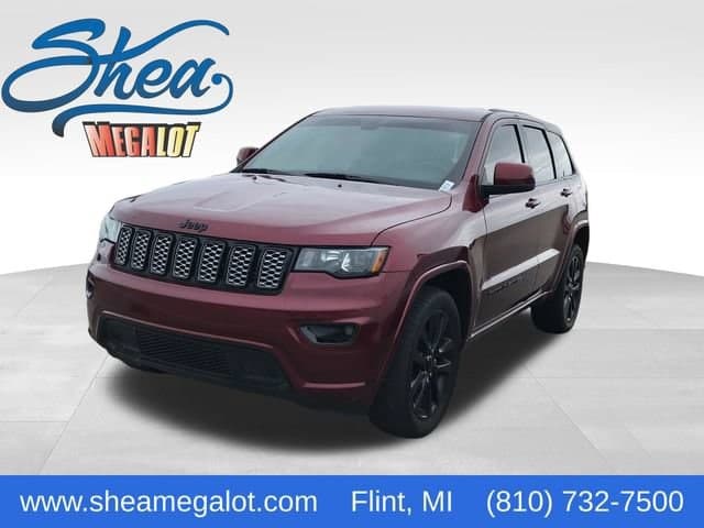 2017 Jeep Grand Cherokee Altitude — photo 1 of 9