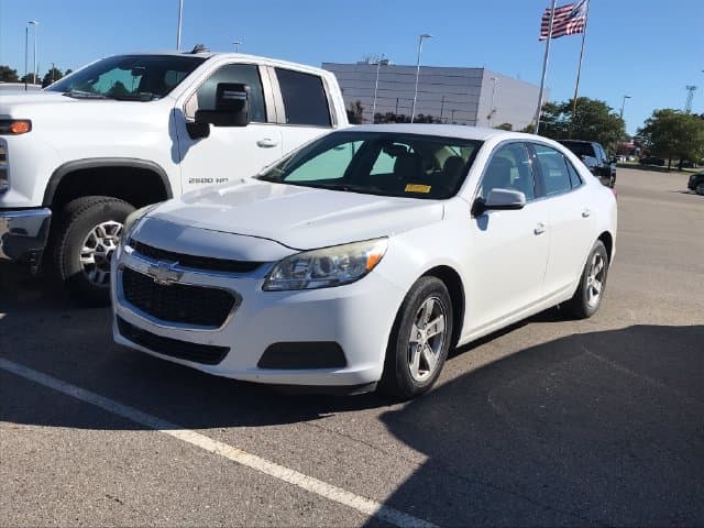 2016 Chevrolet Malibu Limited LT — photo 1 of 11
