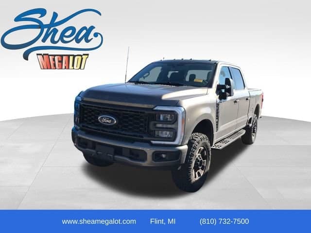 2023 Ford Super Duty F-250 SRW XLT — photo 1 of 12