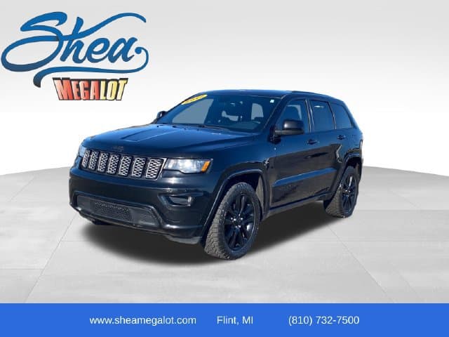 2017 Jeep Grand Cherokee Altitude — photo 1 of 25