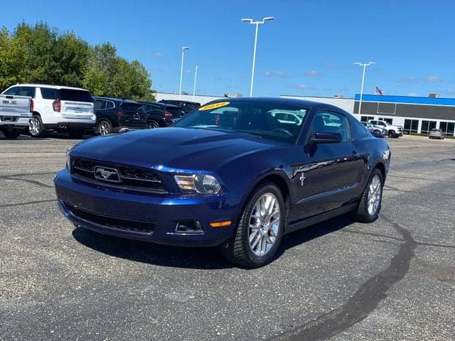 2012 Ford Mustang V6 Premium — photo 1 of 15