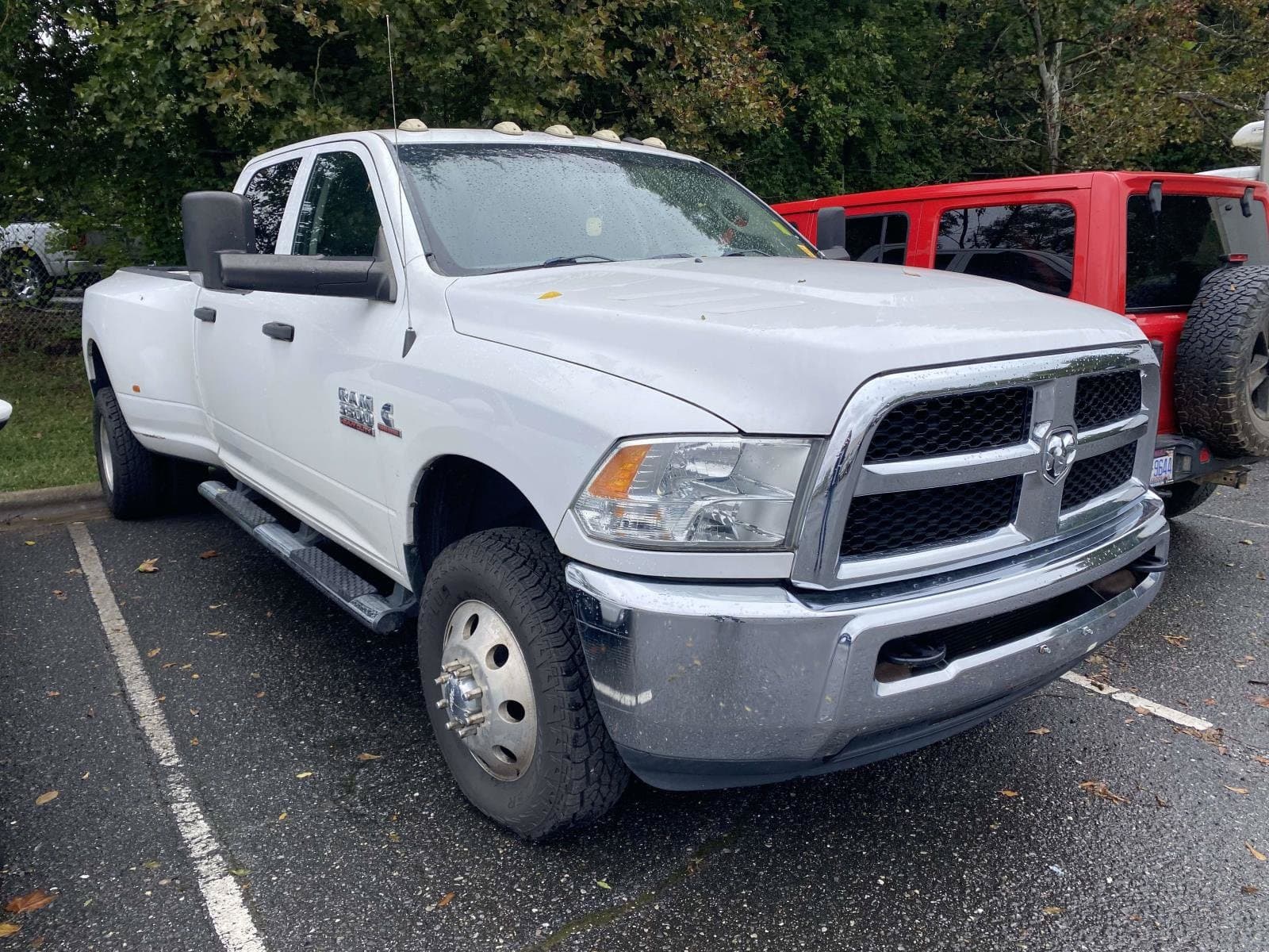 2016 RAM 3500 Tradesman — photo 1 of 12