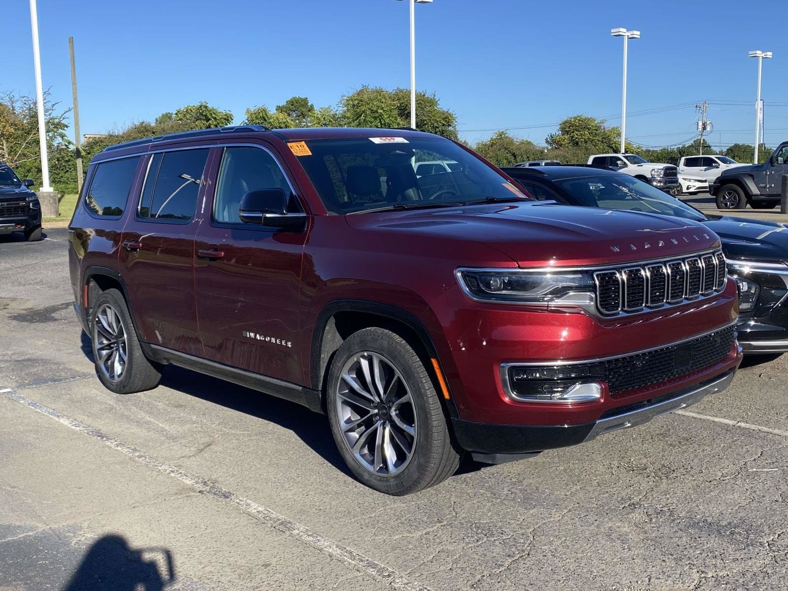 2025 Jeep Wagoneer Series III — photo 1 of 12