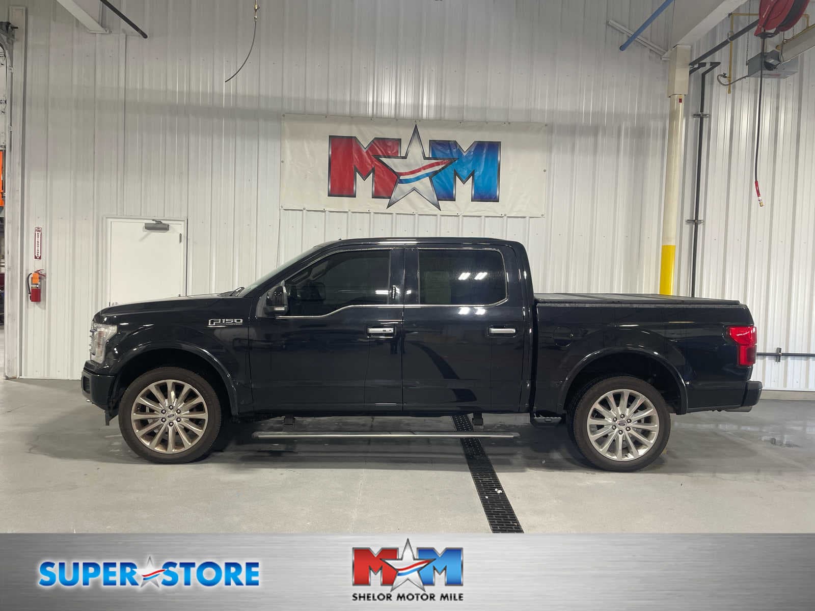 2020 Ford F-150 Limited — photo 1 of 8