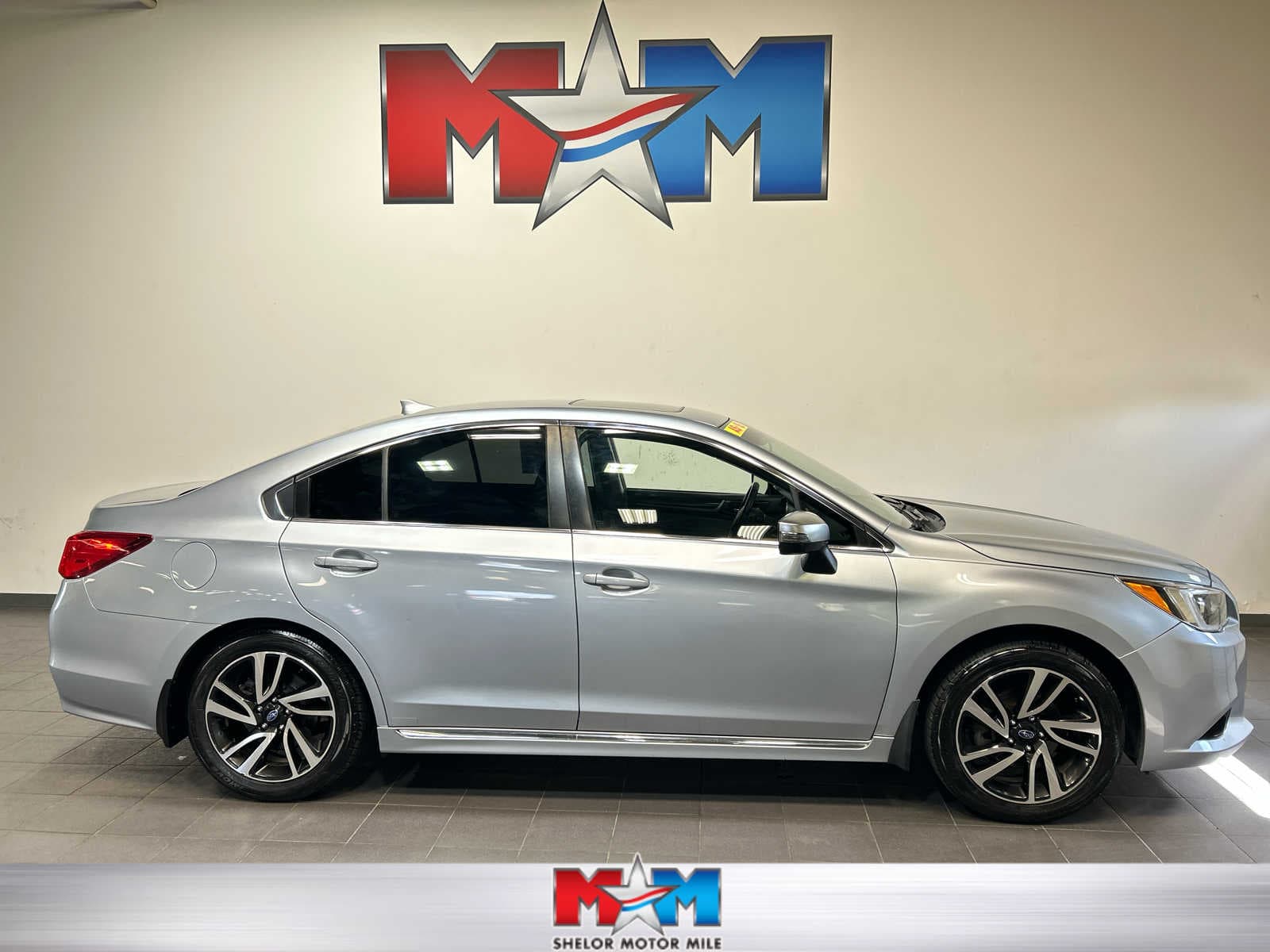 2017 Subaru Legacy Sport — photo 1 of 10