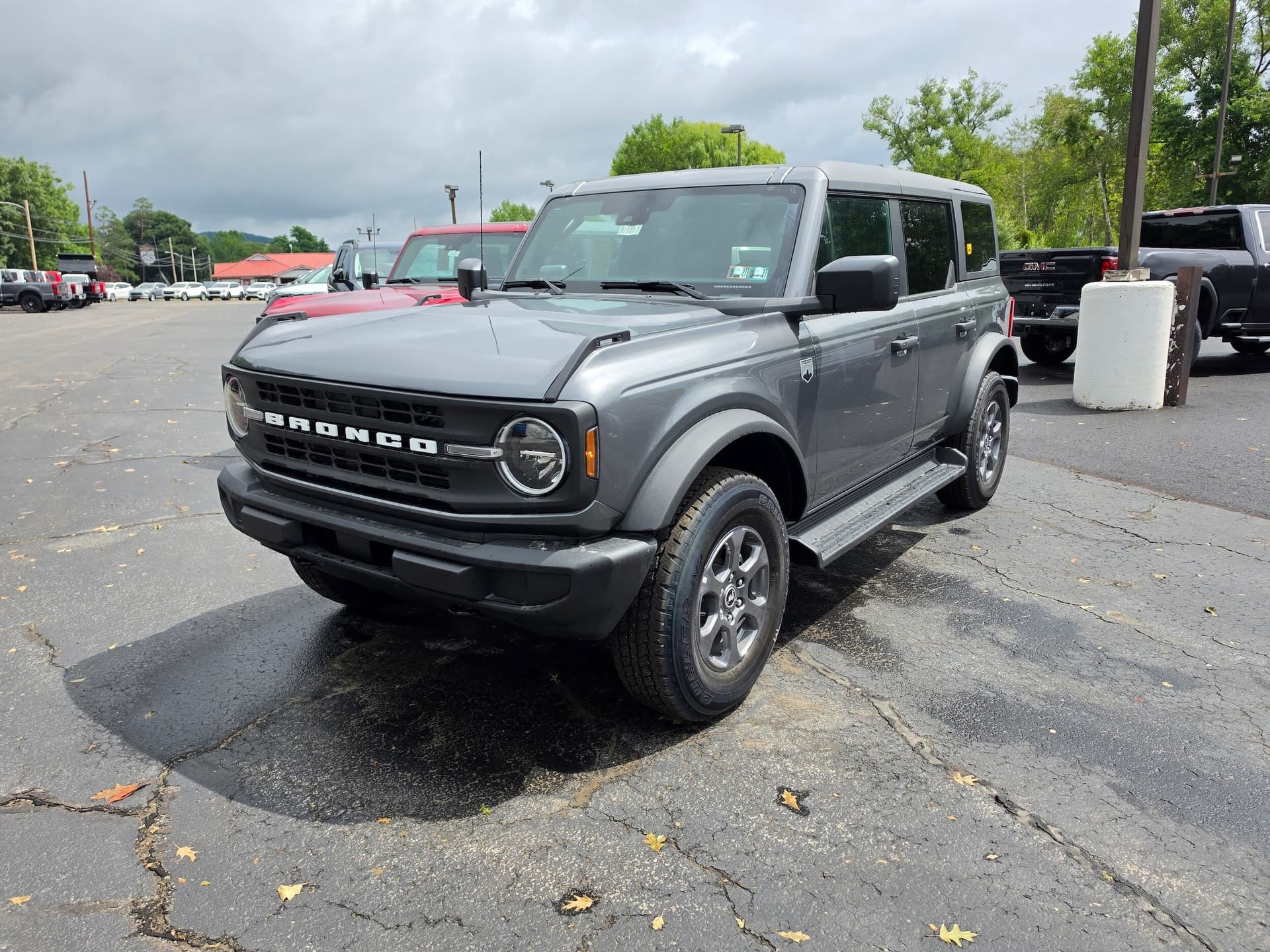 2026 Ford Bronco Big Bend — photo 1 of 34