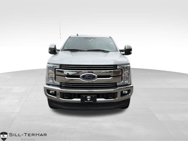 2019 Ford Super Duty F-250 SRW LARIAT — photo 1 of 13