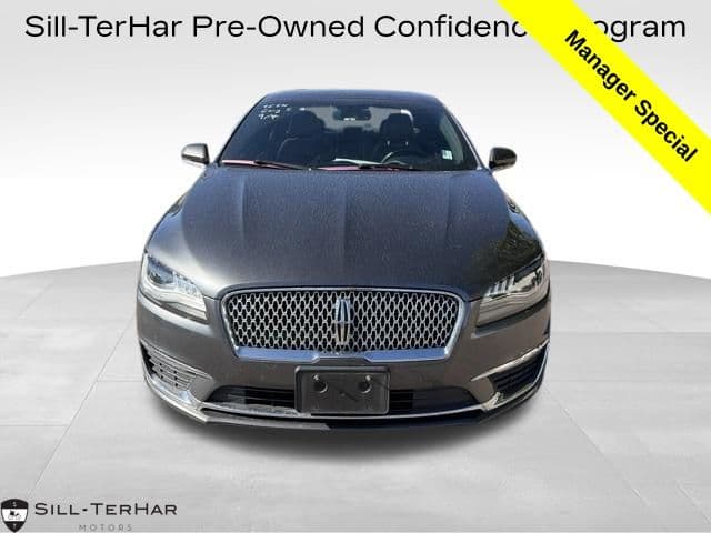 2019 Lincoln MKZ Reserve II — photo 1 of 14