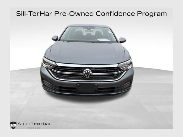 2024 Volkswagen Jetta Base — photo 1 of 14