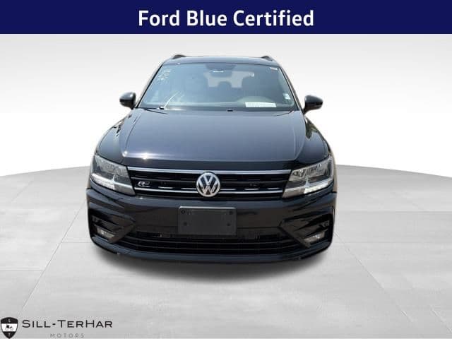 2021 Volkswagen Tiguan 2.0T SE R-Line Black — photo 1 of 13