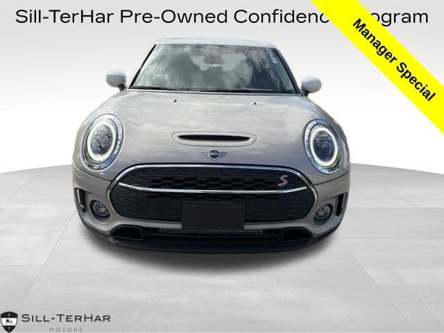 2024 Mini Clubman Base — photo 1 of 14
