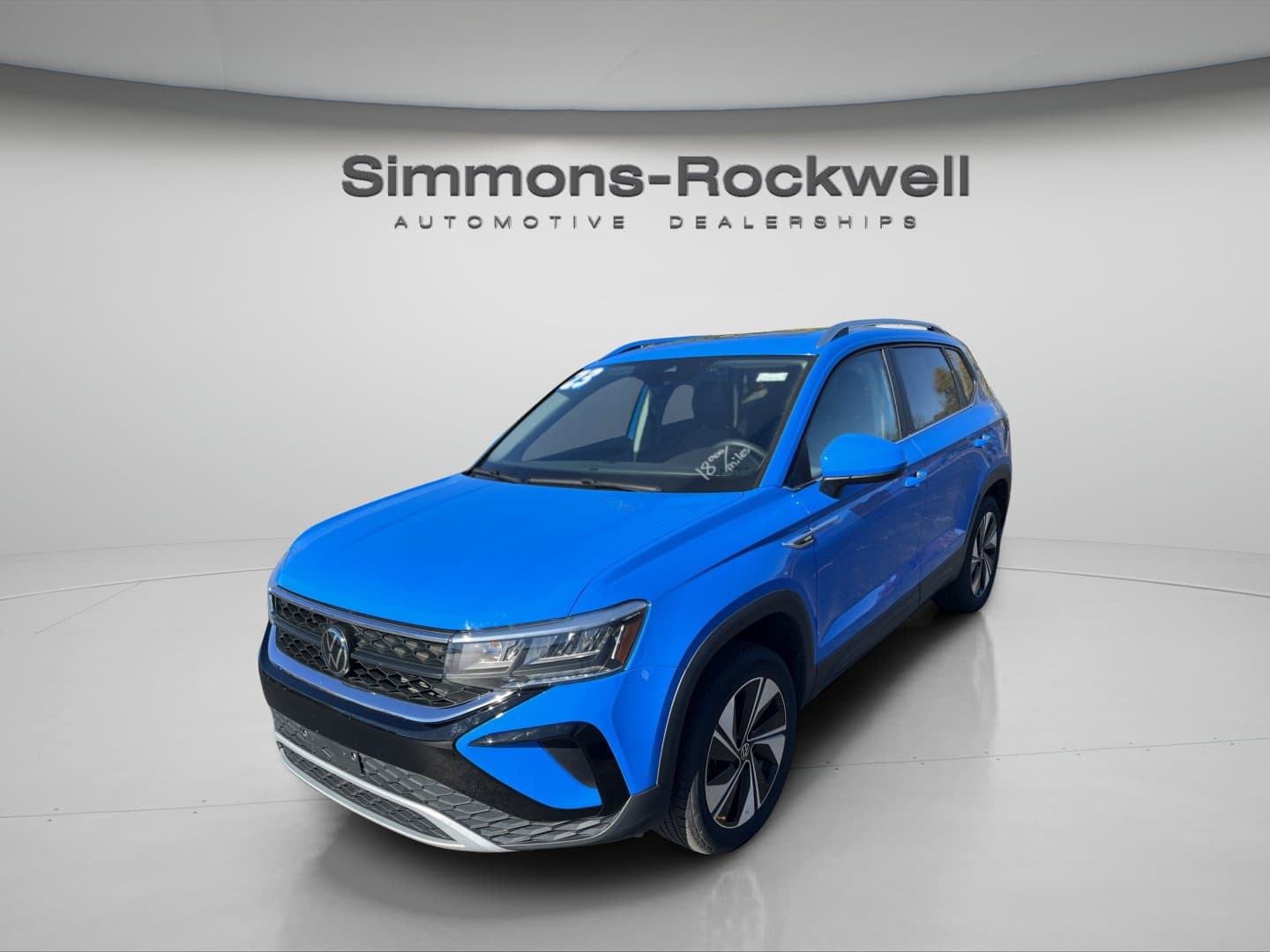 2023 Volkswagen Taos SE — photo 1 of 30