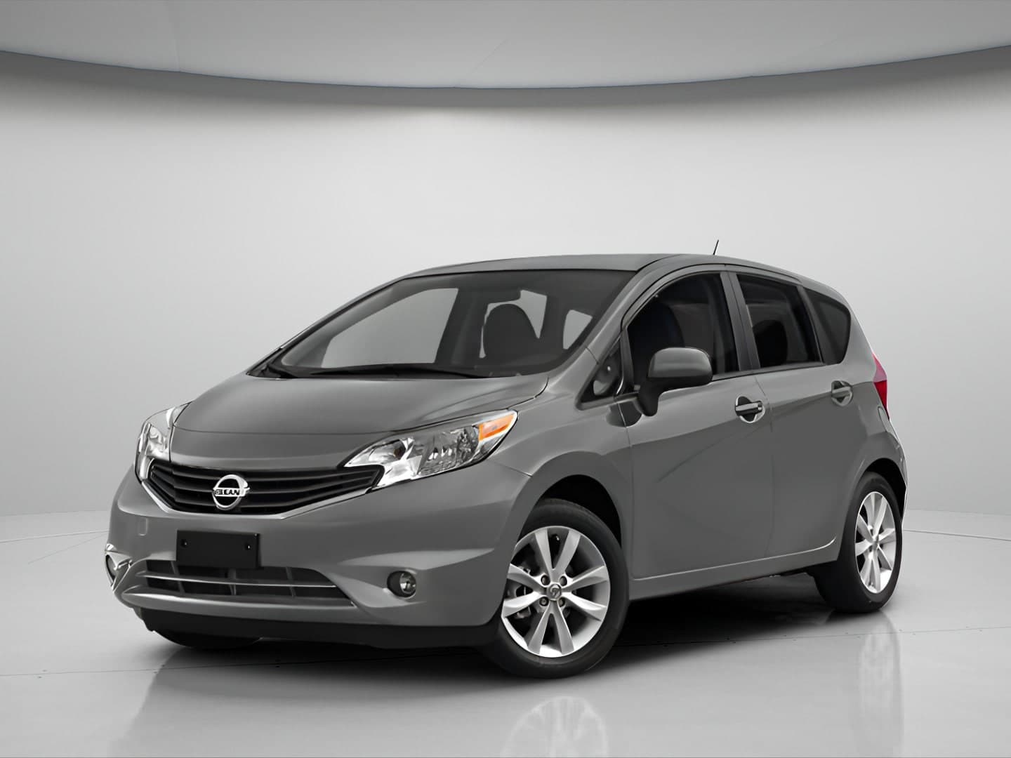 2014 Nissan Versa Note SV — photo 1 of 22