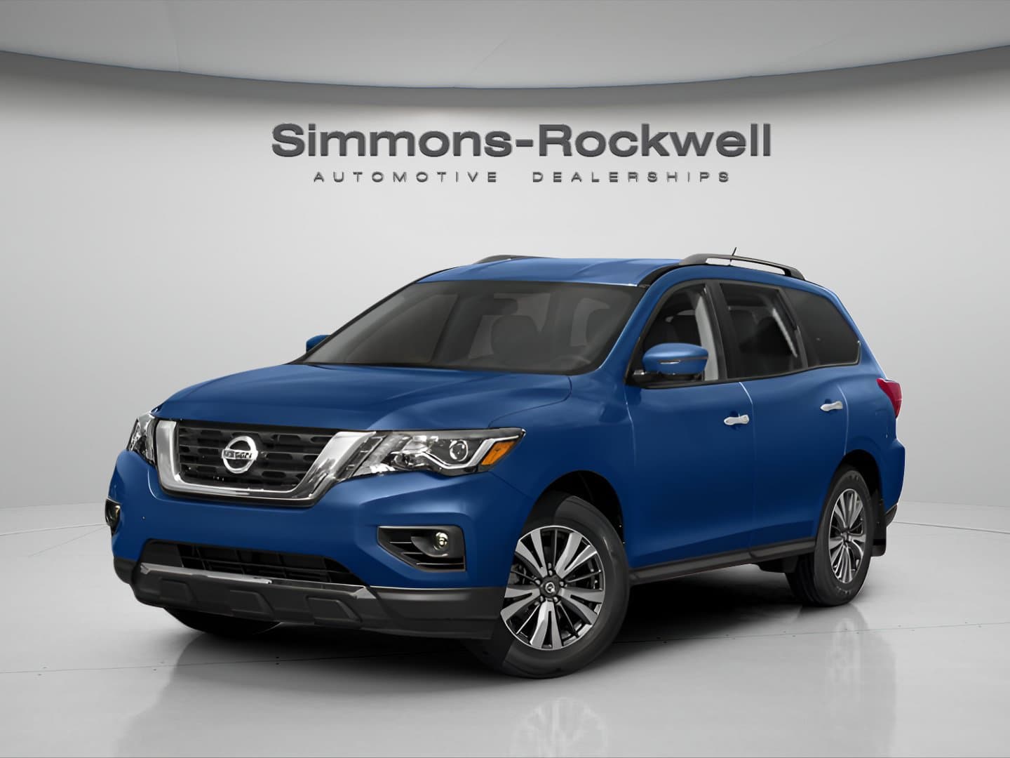 2018 Nissan Pathfinder SV — photo 1 of 20