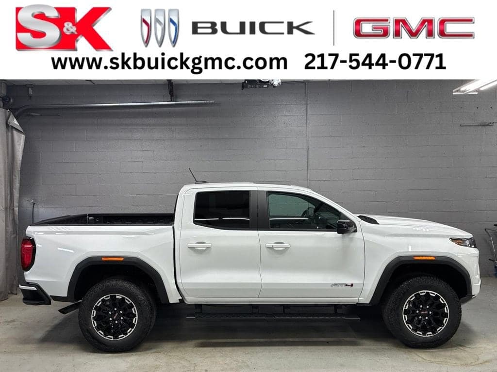 2026 GMC Canyon AT4 — photo 1 of 33