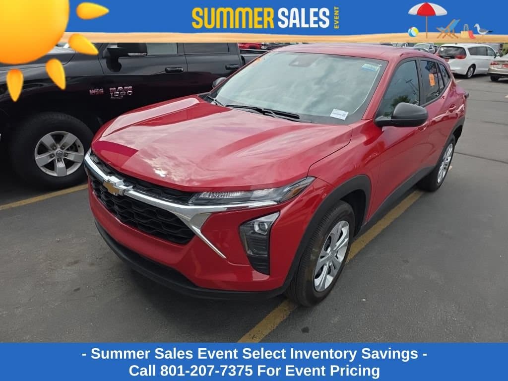 2026 Chevrolet Trax LS — photo 1 of 10