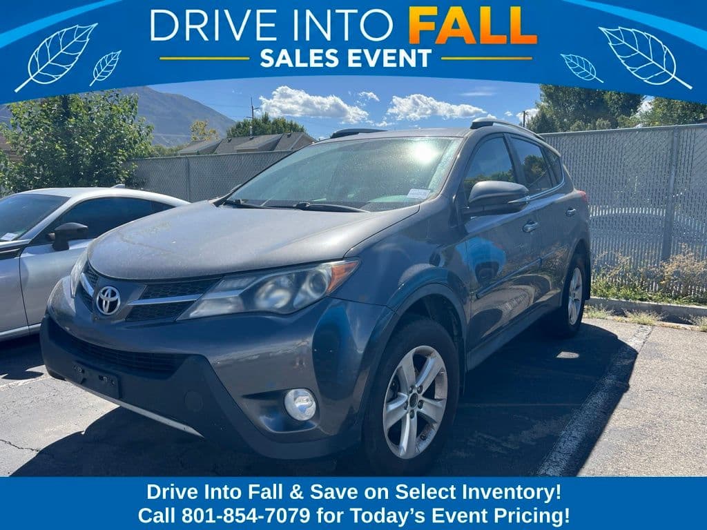 2013 Toyota RAV4 XLE — photo 1 of 2