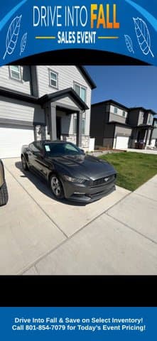 2017 Ford Mustang V6 — photo 1 of 3