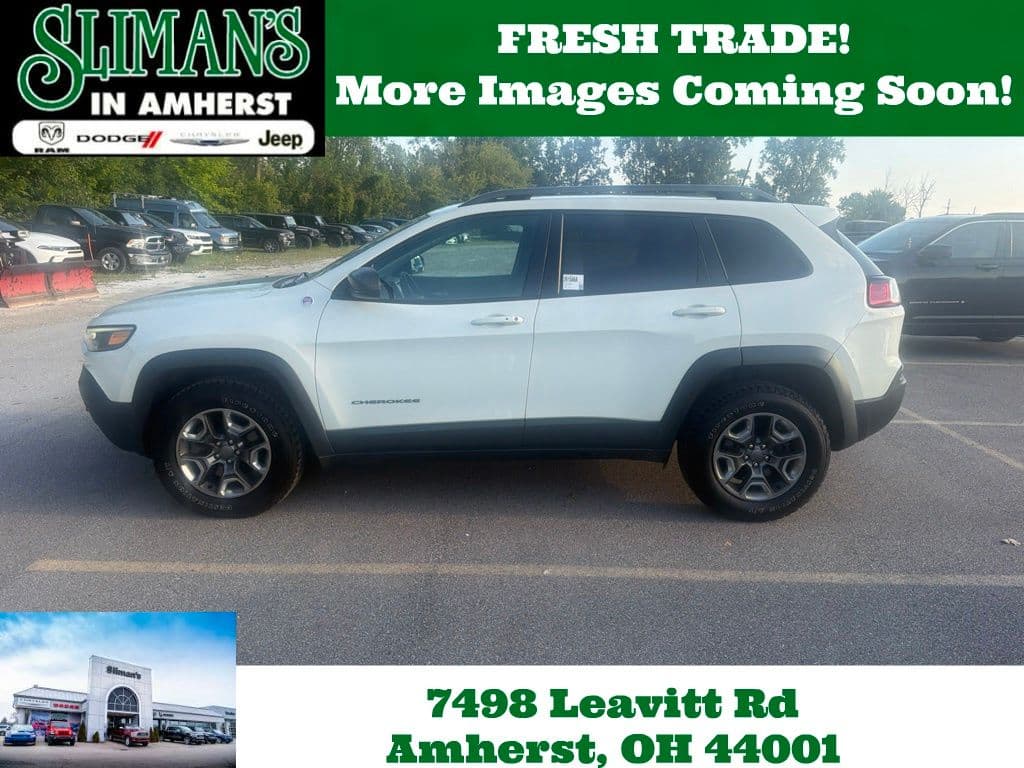 2019 Jeep Cherokee Trailhawk — photo 1 of 5