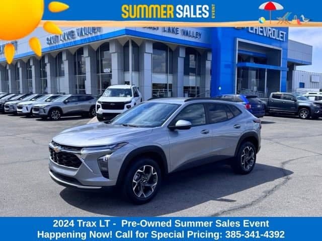 2024 Chevrolet Trax LT — photo 1 of 32