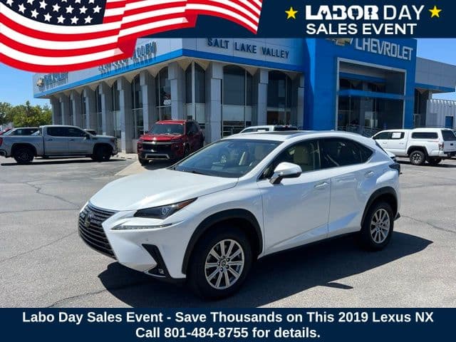 2019 Lexus NX NX 300 — photo 1 of 34