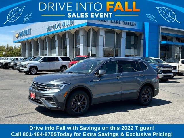 2022 Volkswagen Tiguan SE — photo 1 of 25
