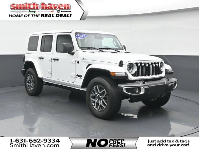 2025 Jeep Wrangler Sahara — photo 1 of 34