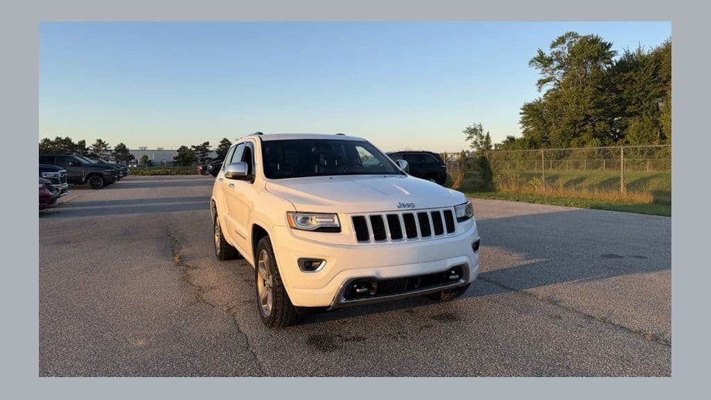 2015 Jeep Grand Cherokee Overland — photo 1 of 15