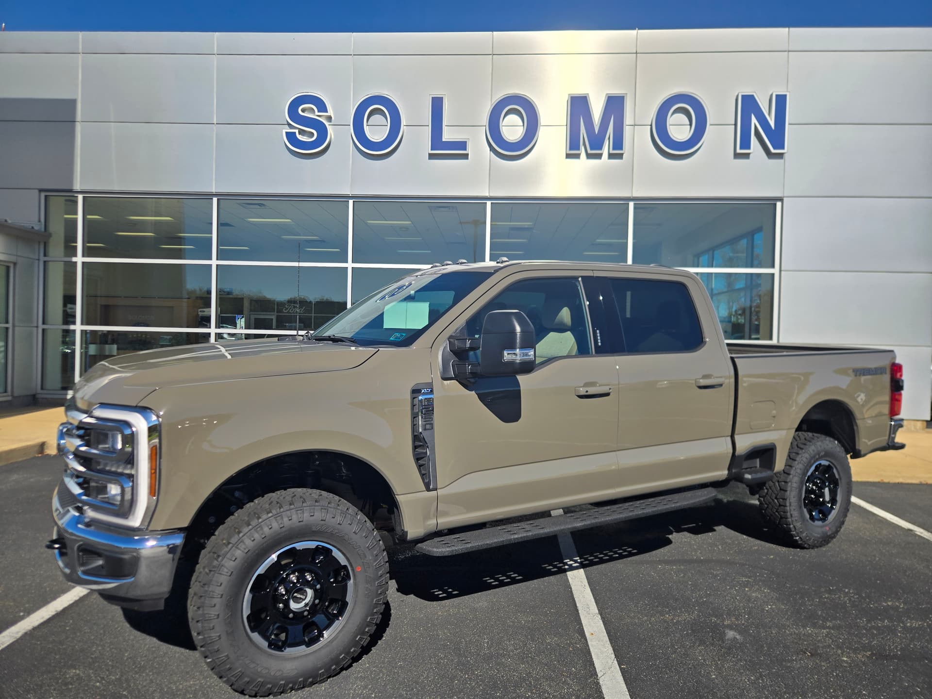 2027 Ford Super Duty F-250 SRW Base — photo 1 of 25