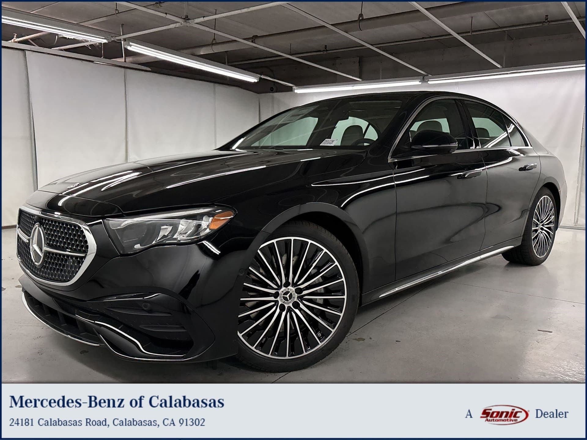 2027 Mercedes-Benz E-Class Base — photo 1 of 32