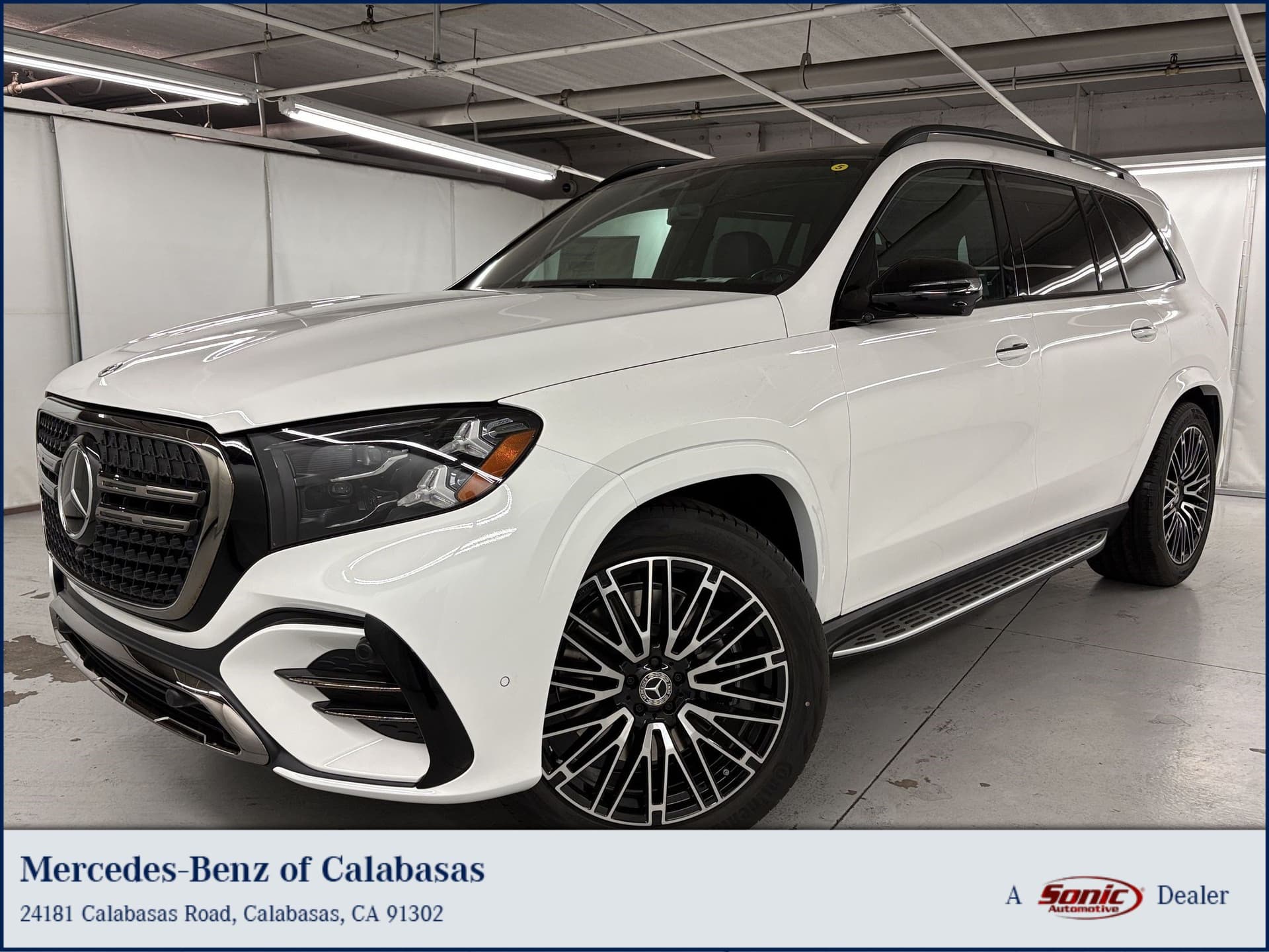 2027 Mercedes-Benz GLS Base — photo 1 of 32