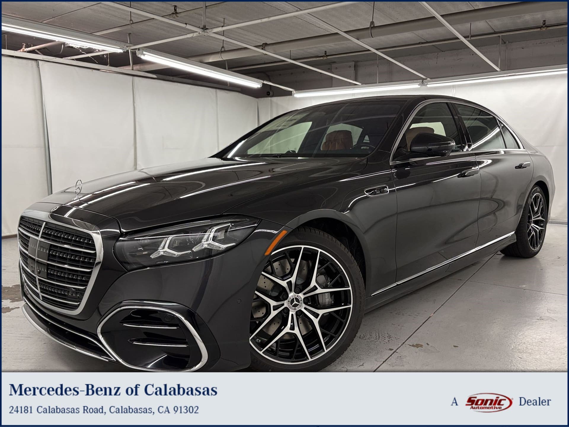 2027 Mercedes-Benz S-Class Base — photo 1 of 32