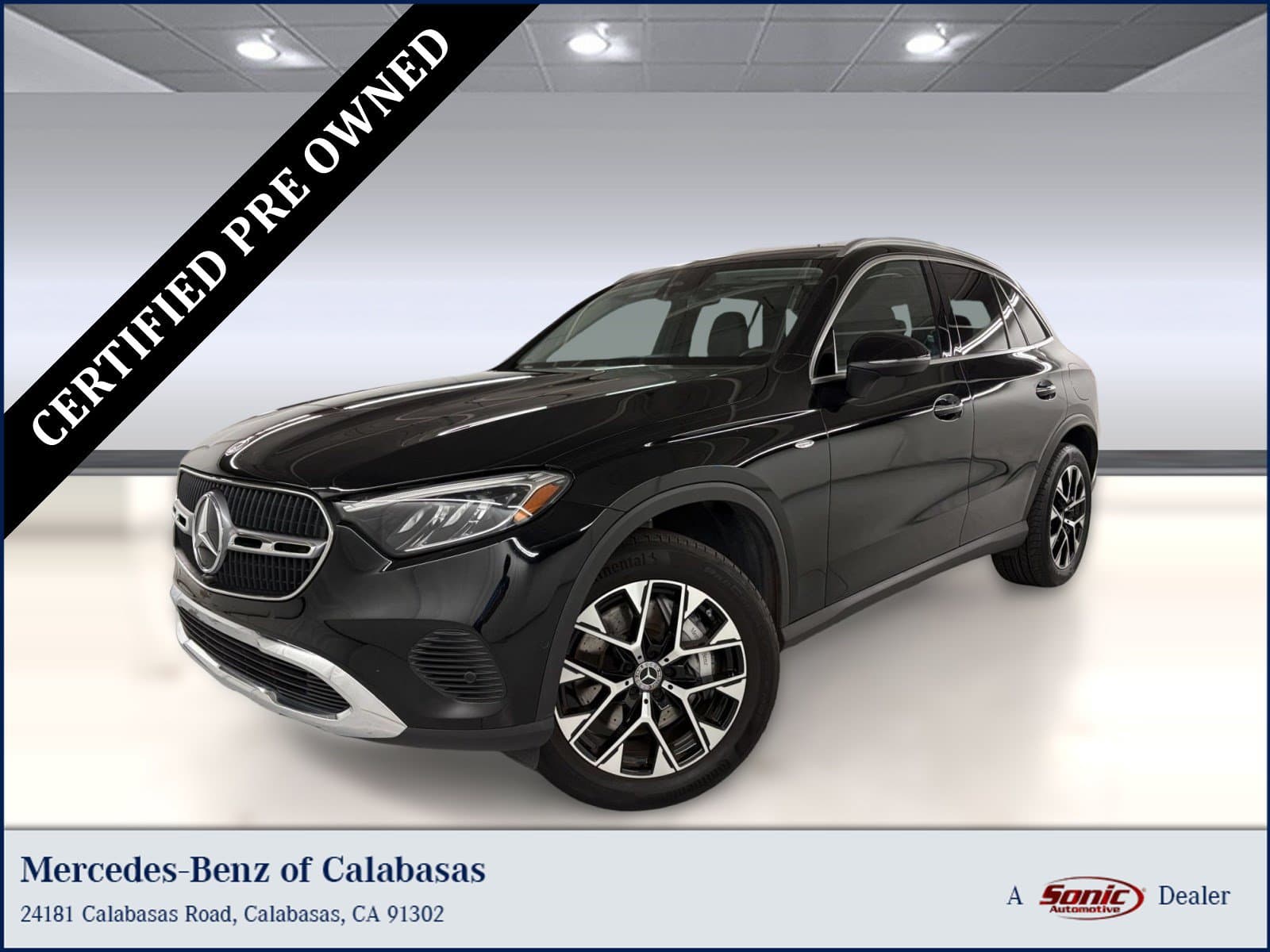2025 Mercedes-Benz GLC Base — photo 1 of 33