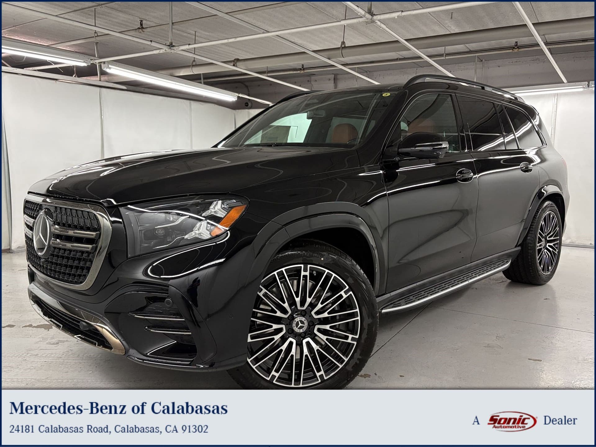 2027 Mercedes-Benz GLS Base — photo 1 of 32