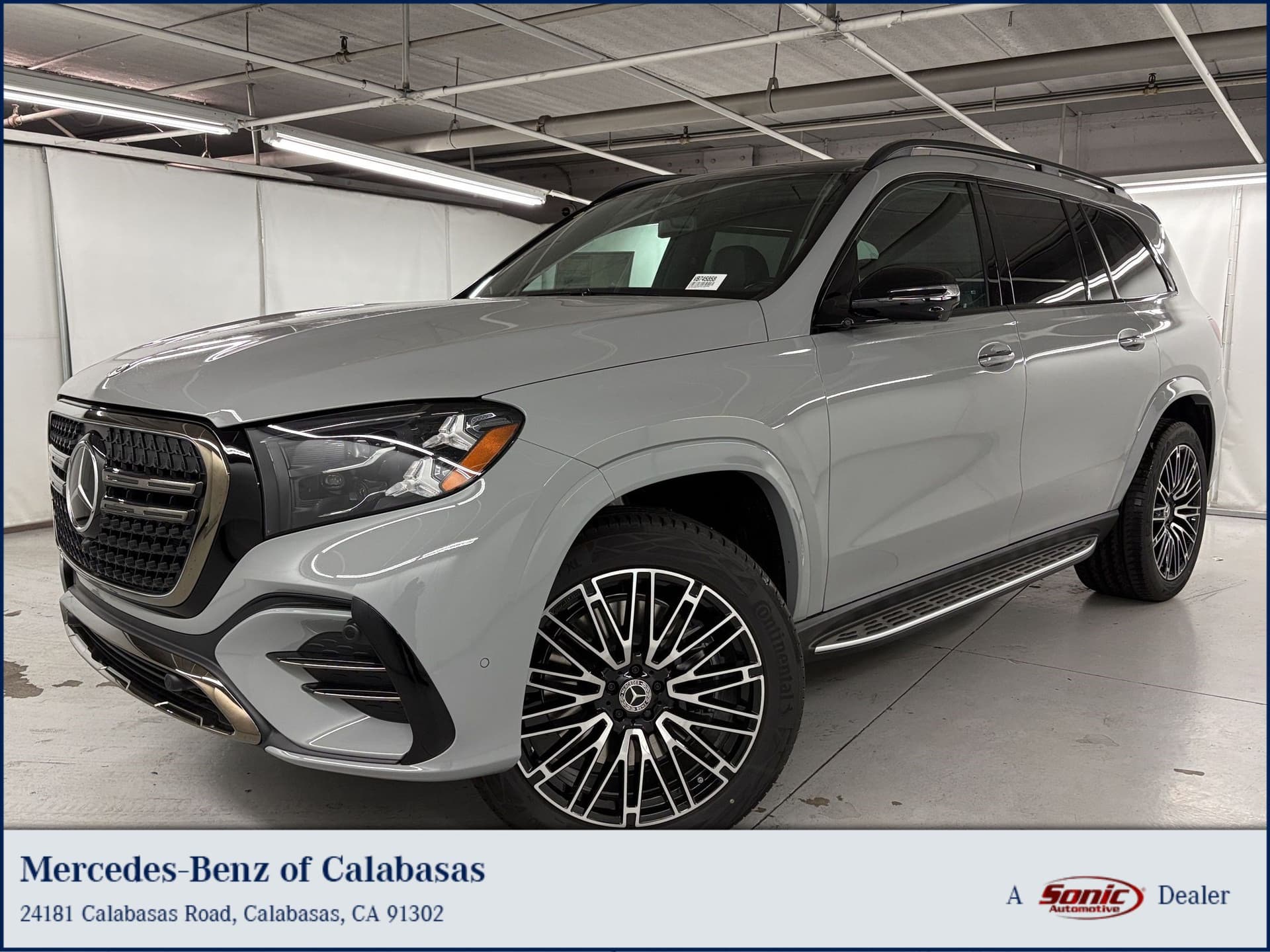 2027 Mercedes-Benz GLS Base — photo 1 of 32