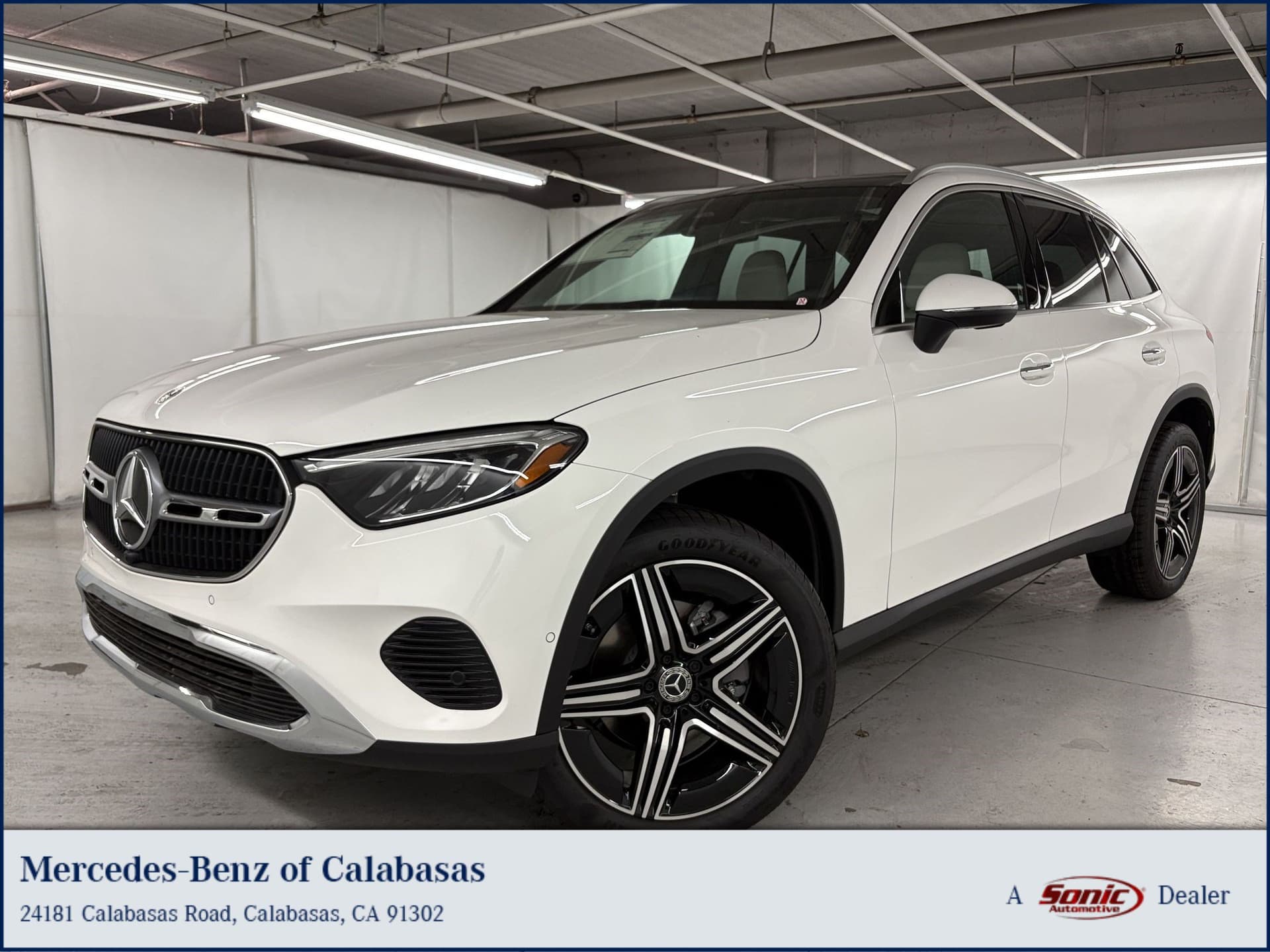 2026 Mercedes-Benz GLC Base — photo 1 of 32