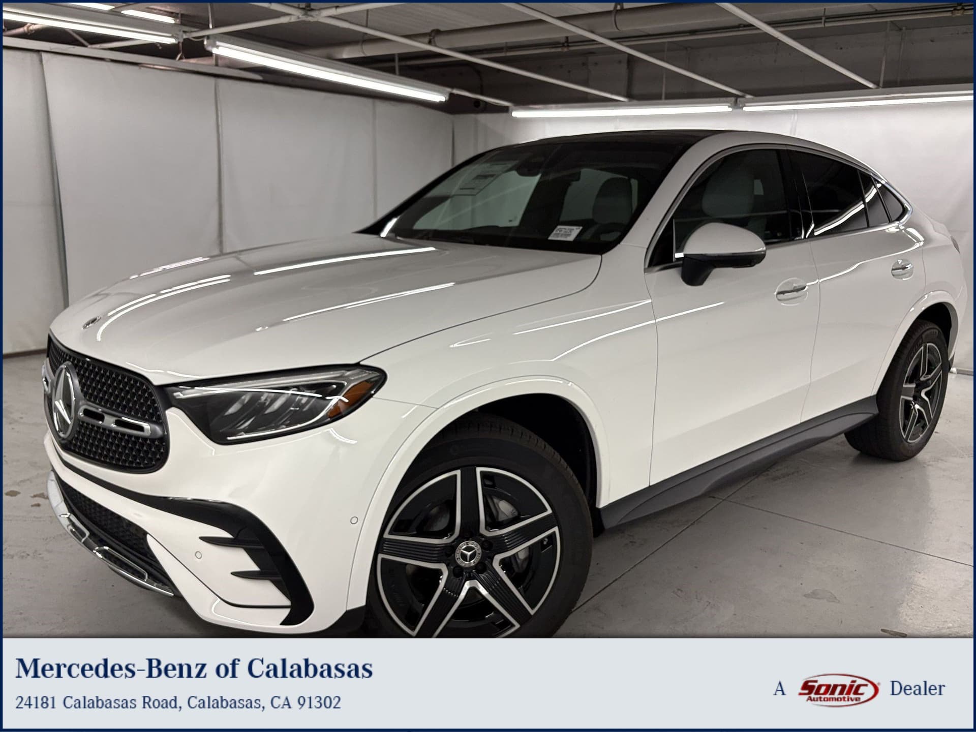 2027 Mercedes-Benz GLC Base — photo 1 of 32
