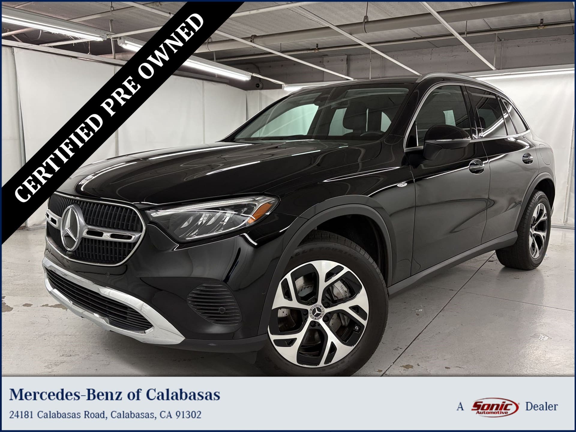 2025 Mercedes-Benz GLC Base — photo 1 of 33