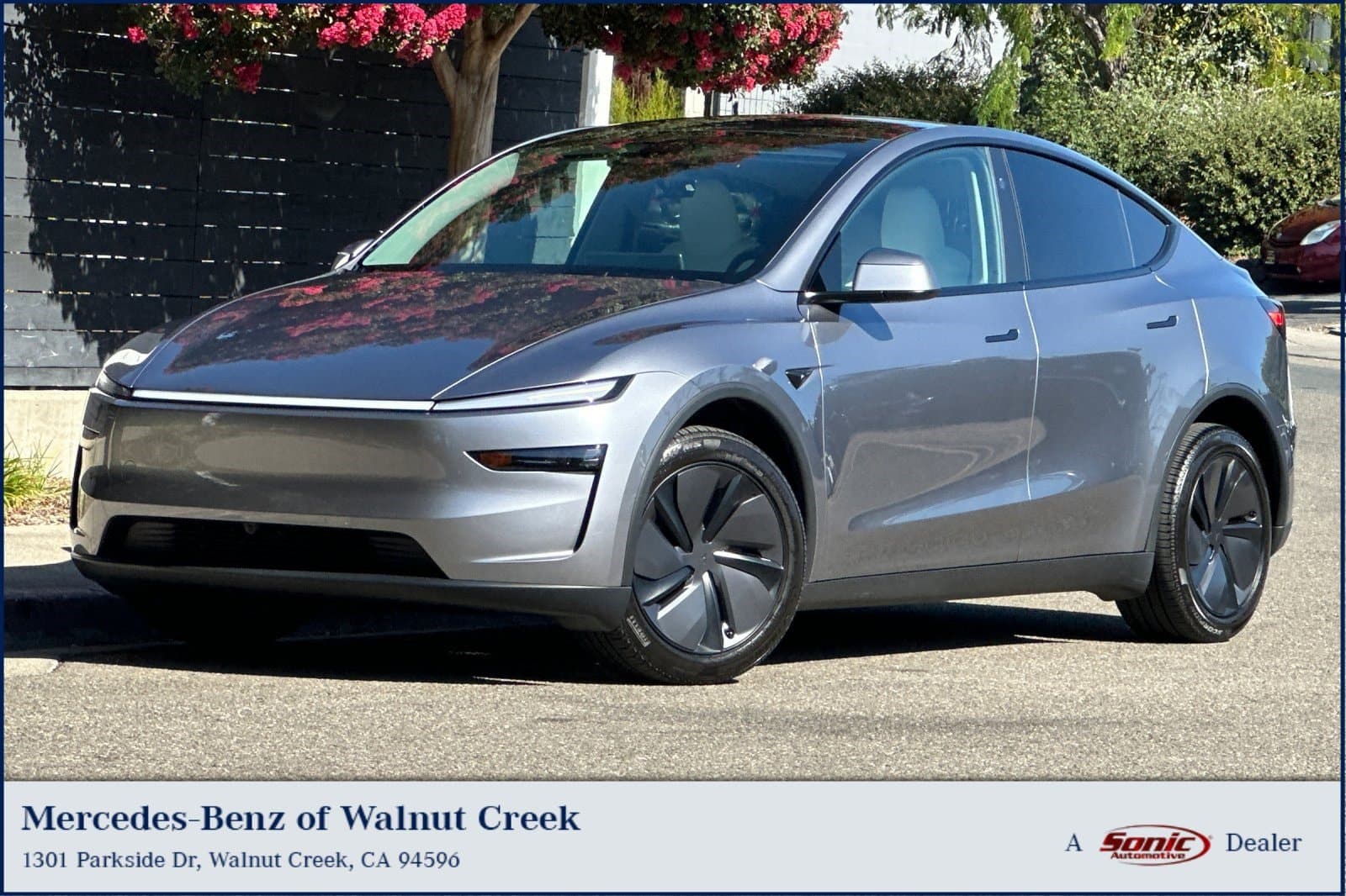 2026 Tesla Model Y Base — photo 1 of 35