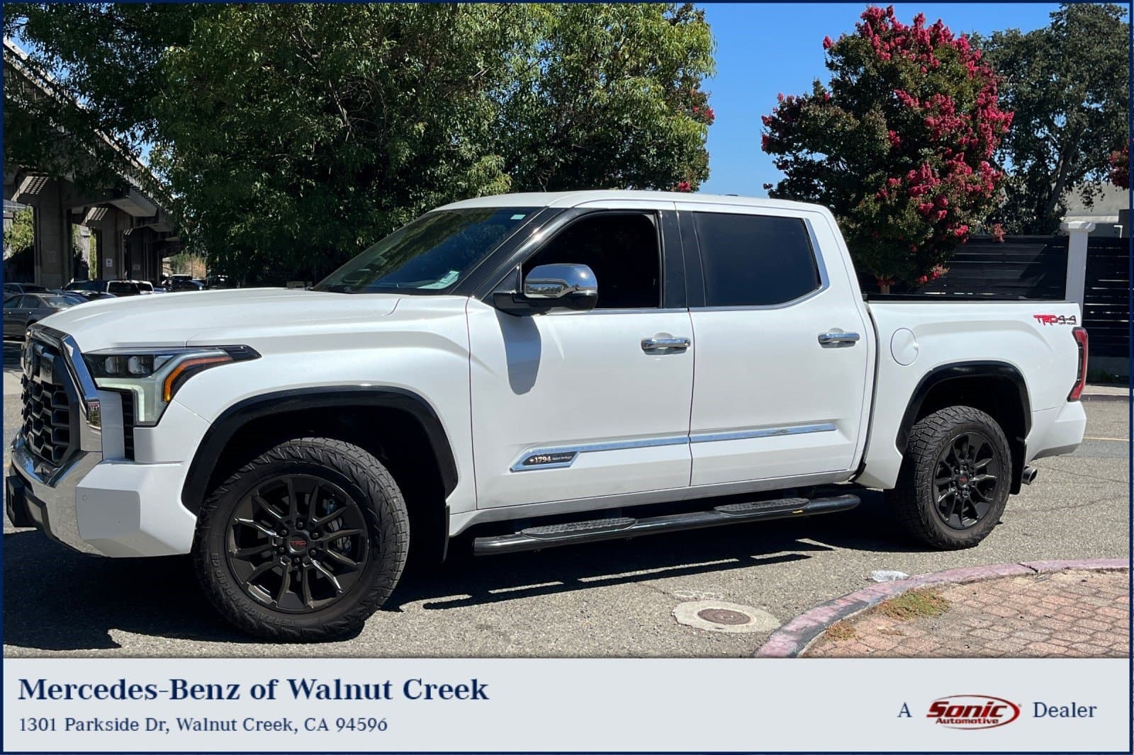 2023 Toyota Tundra 4WD Base — photo 1 of 25