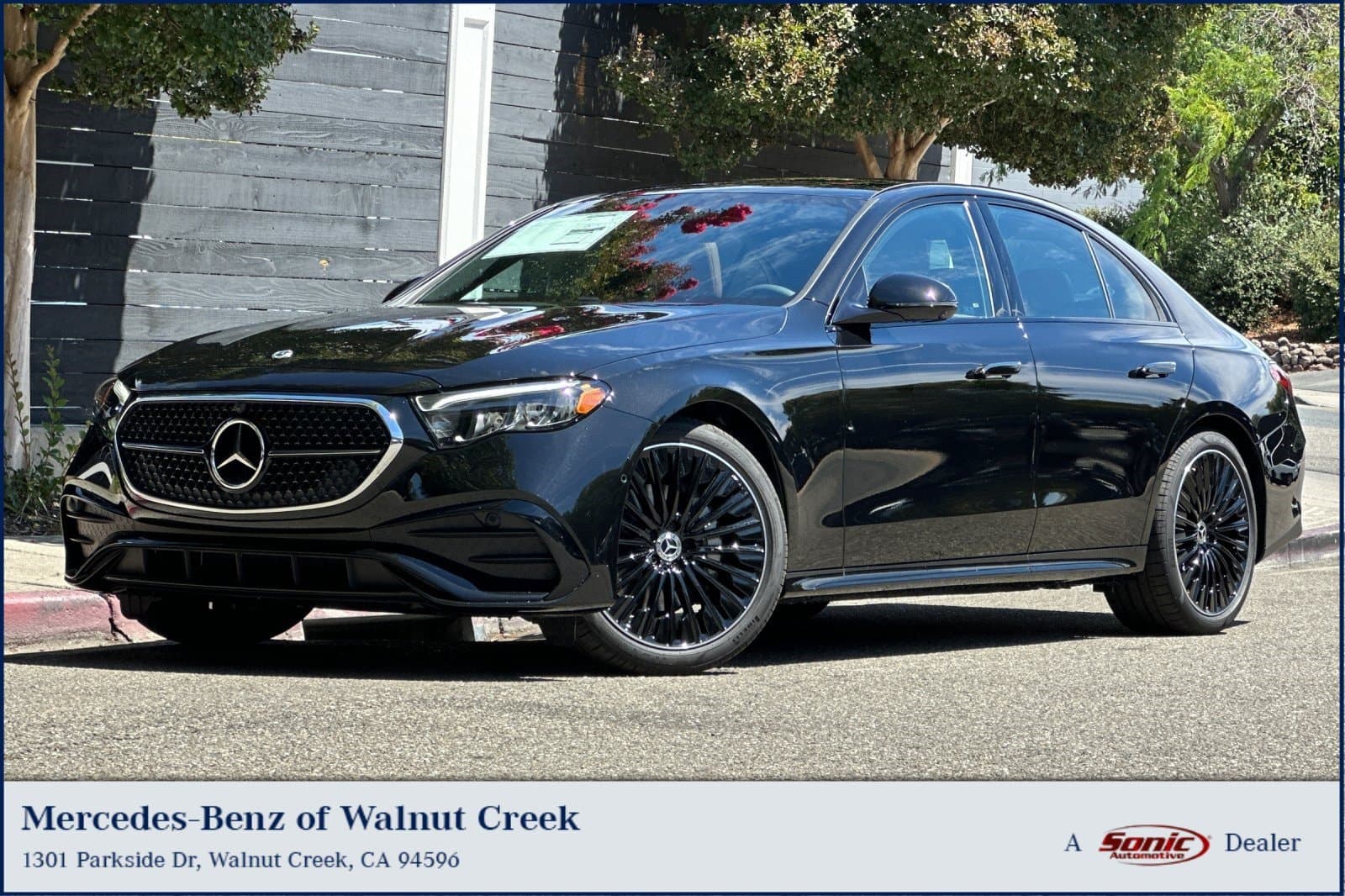 2027 Mercedes-Benz E-Class Base — photo 1 of 29