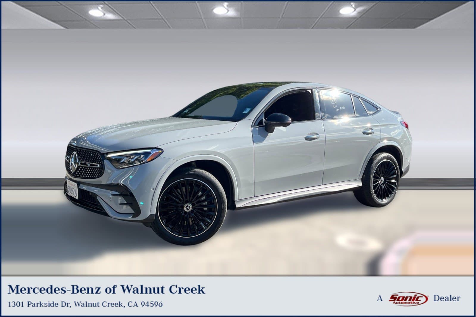 2025 Mercedes-Benz GLC Base — photo 1 of 25