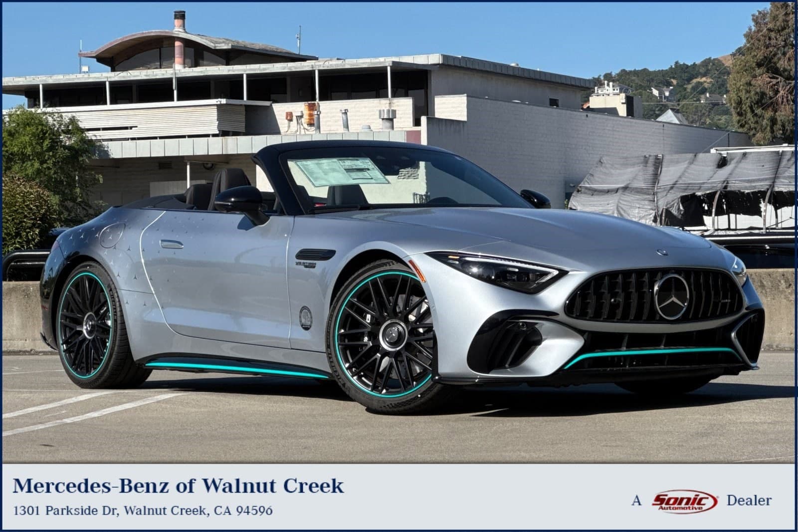 Foto de 2024 Mercedes-Benz SL AMG  63 Roadster