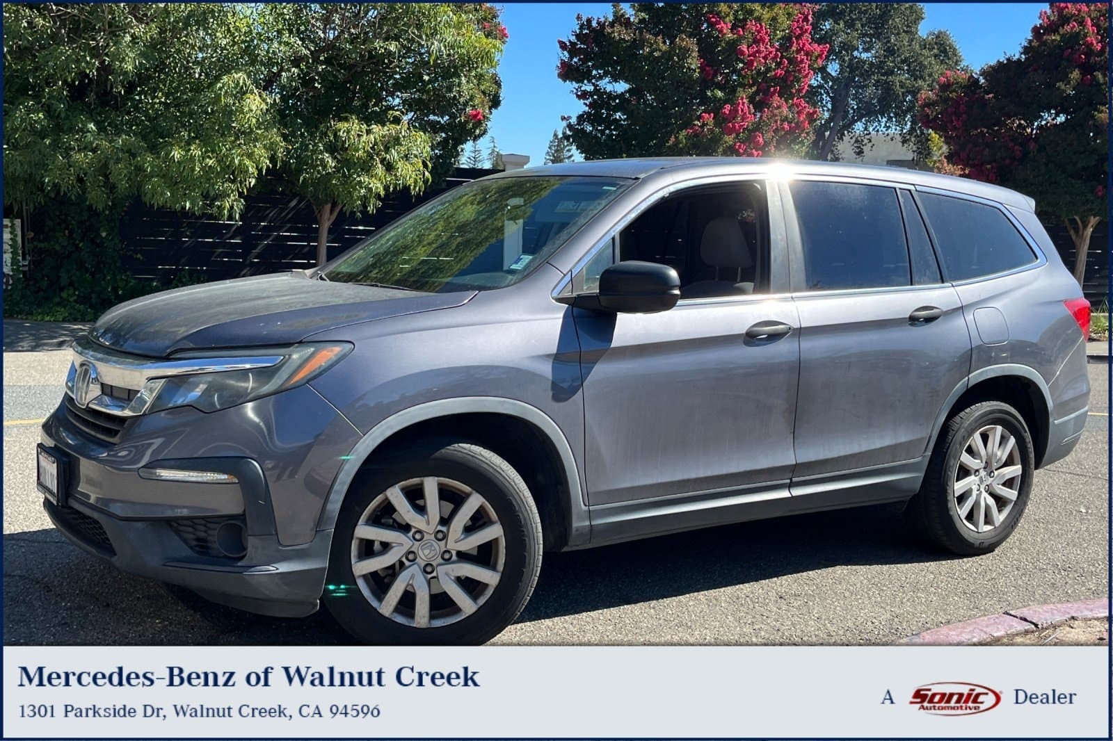 2019 Honda Pilot LX — photo 1 of 25