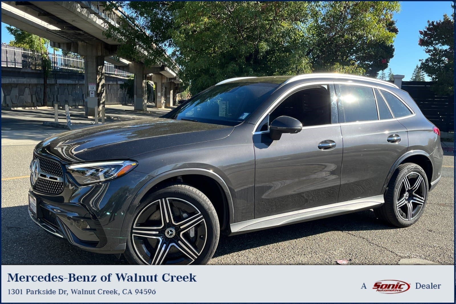 2024 Mercedes-Benz GLC Base — photo 1 of 25